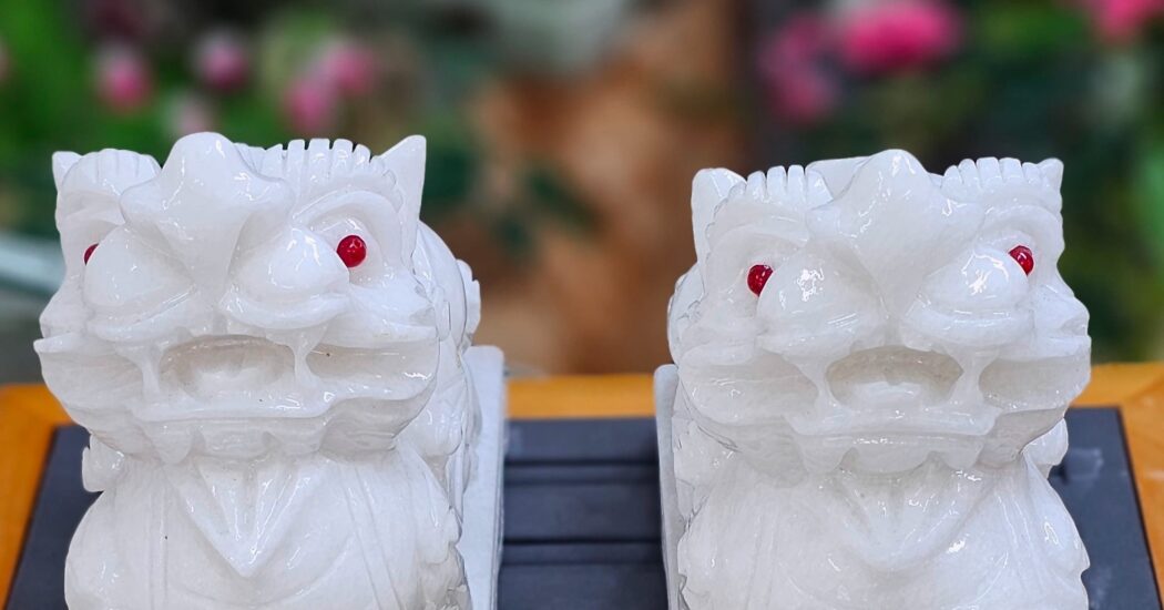 VÒNG NGỌC VIỆT
